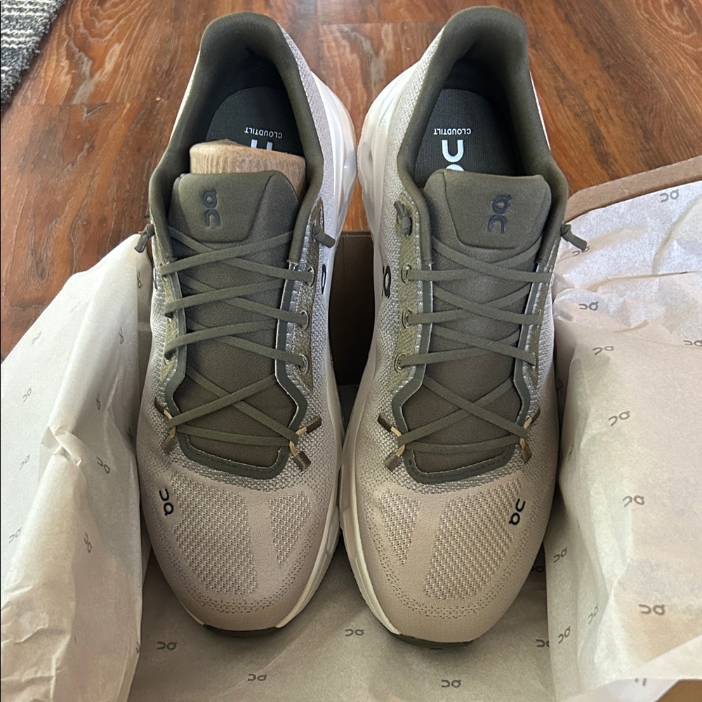 On Running Men's Olive and Beige Athletic Sneakers